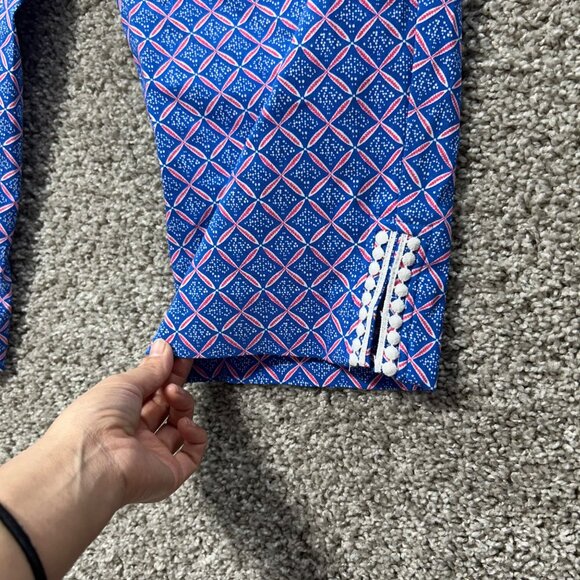 Chicos Womens XL Perfect Stretch Capri Pants Blue Geometric Print Elastic Waist - Picture 3 of 10